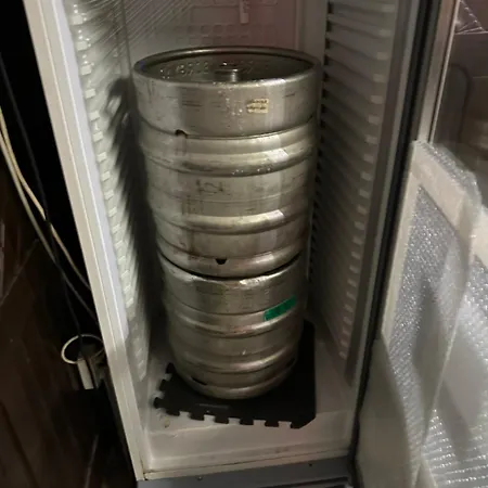 Apartament Former Pub 6 For Stag Do, Mens Cave *