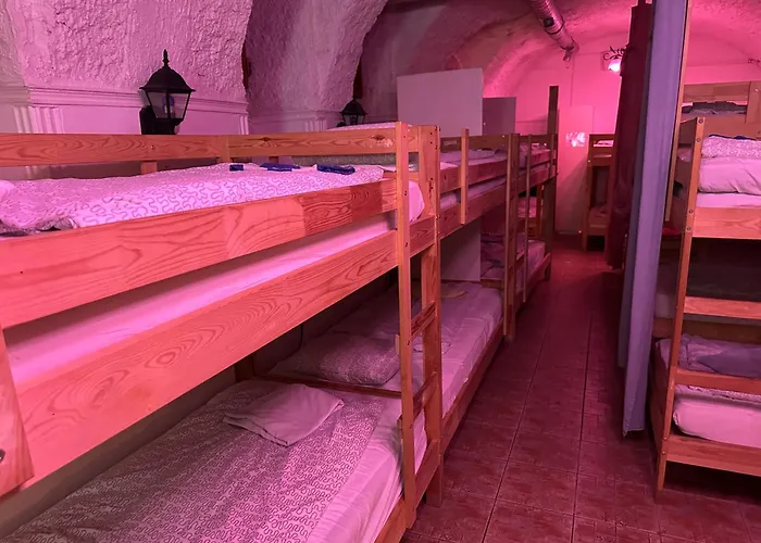 Apartament Former Pub 6 For Stag Do, Mens Cave